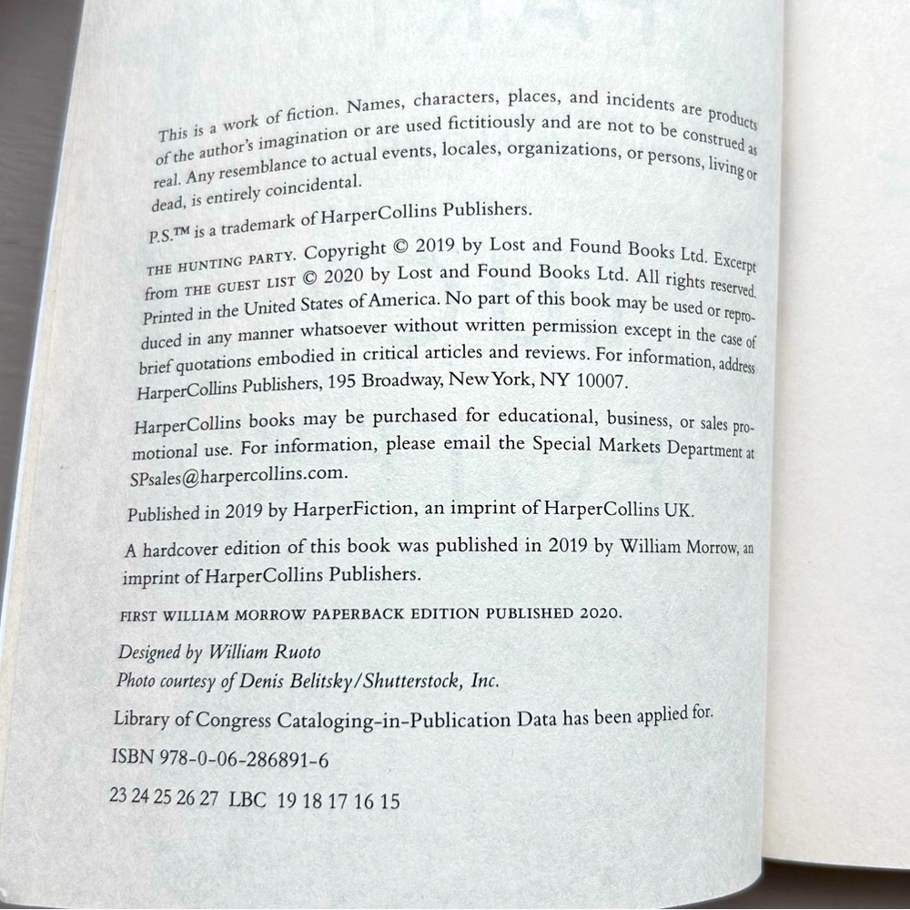 The Hunting Party By Lucy Foley - Picture 3 of 4